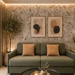 Exclusive Retreat Off The Sea Front Promenade Gzira