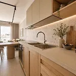 Exclusive Retreat Off The Sea Front Promenade Gzira