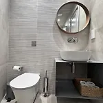 Exclusive Retreat Off The Sea Front Promenade Gzira