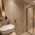 Appartamento Exclusive Retreat Off The Sea Front Promenade
