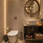 Exclusive Retreat Off The Sea Front Promenade Appartamento *