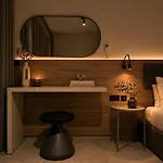 Exclusive Retreat Off The Sea Front Promenade Appartamento *