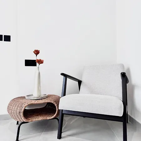 Exclusive Retreat Off The Sea Front Promenade Apartament Gzira