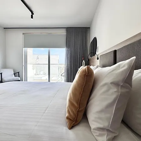 Exclusive Retreat Off The Sea Front Promenade * Gzira