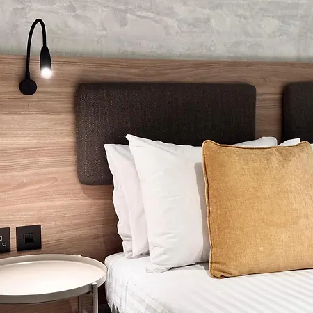 Exclusive Retreat Off The Sea Front Promenade Апартаменты