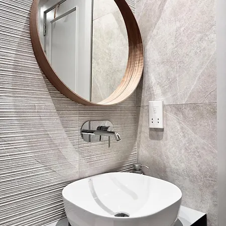 Exclusive Retreat Off The Sea Front Promenade * Gzira