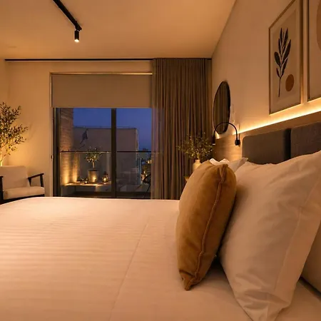 Apartment Exclusive Retreat Off The Sea Front Promenade *