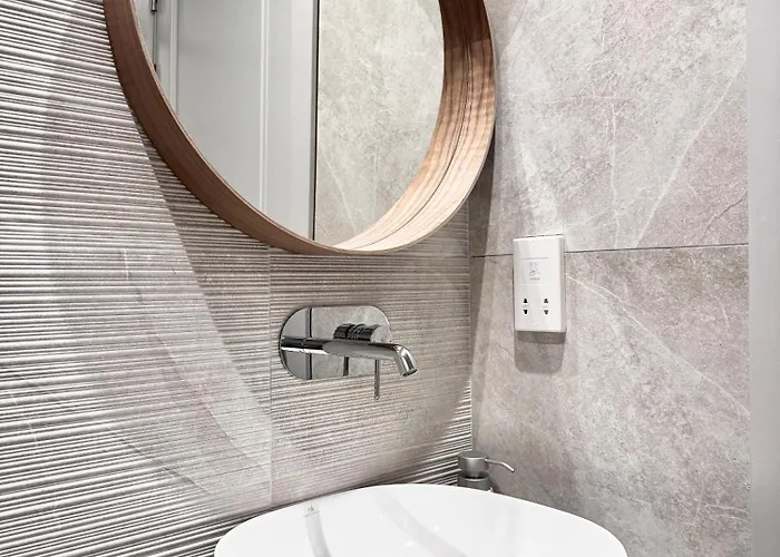 Exclusive Retreat Off The Sea Front Promenade * Gzira