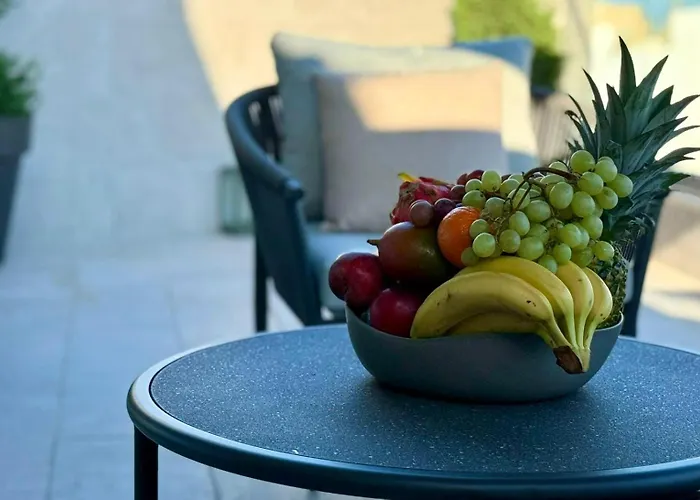 Exclusive Retreat Off The Sea Front Promenade * Gzira