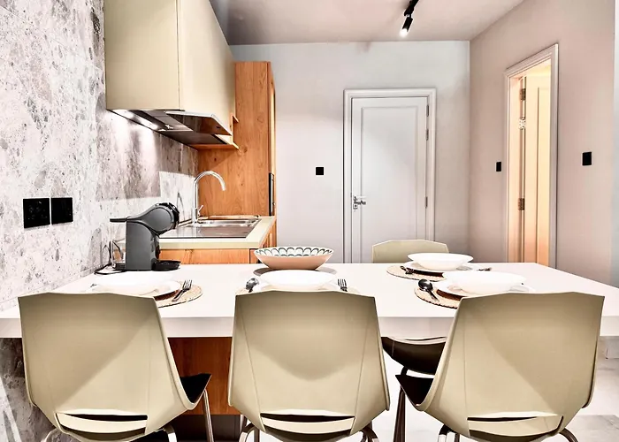 Exclusive Retreat Off The Sea Front Promenade * Gzira